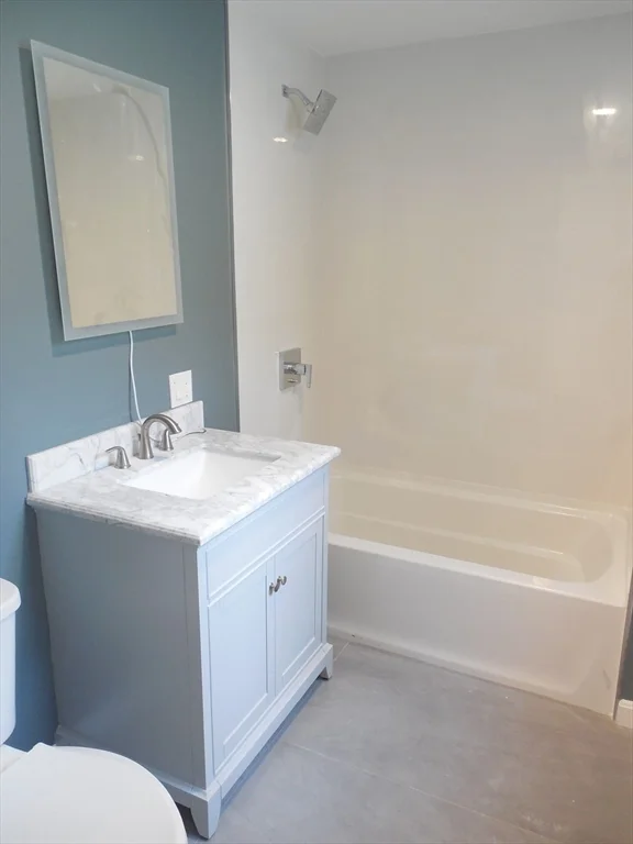 96 Walnut St, Mount Auburn