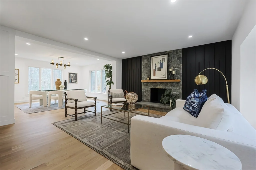 54 Spywood Rd, Sherborn