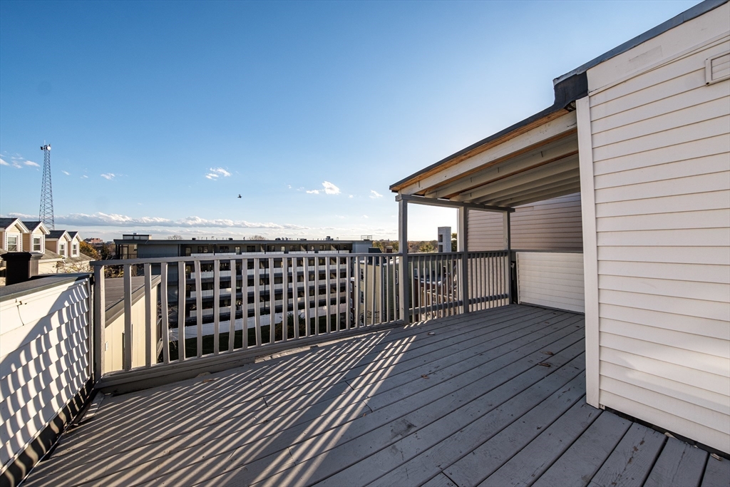 351 East 8th St, South Boston