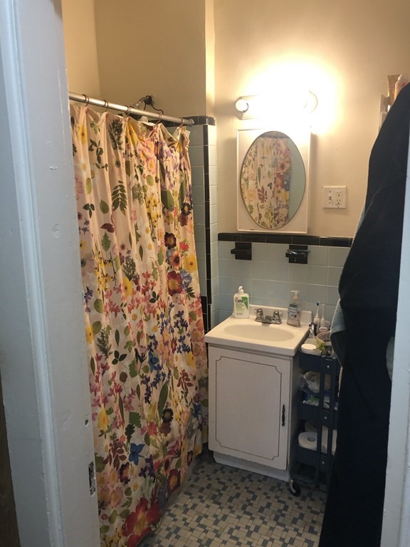 208A Washington St, Prospect Hill