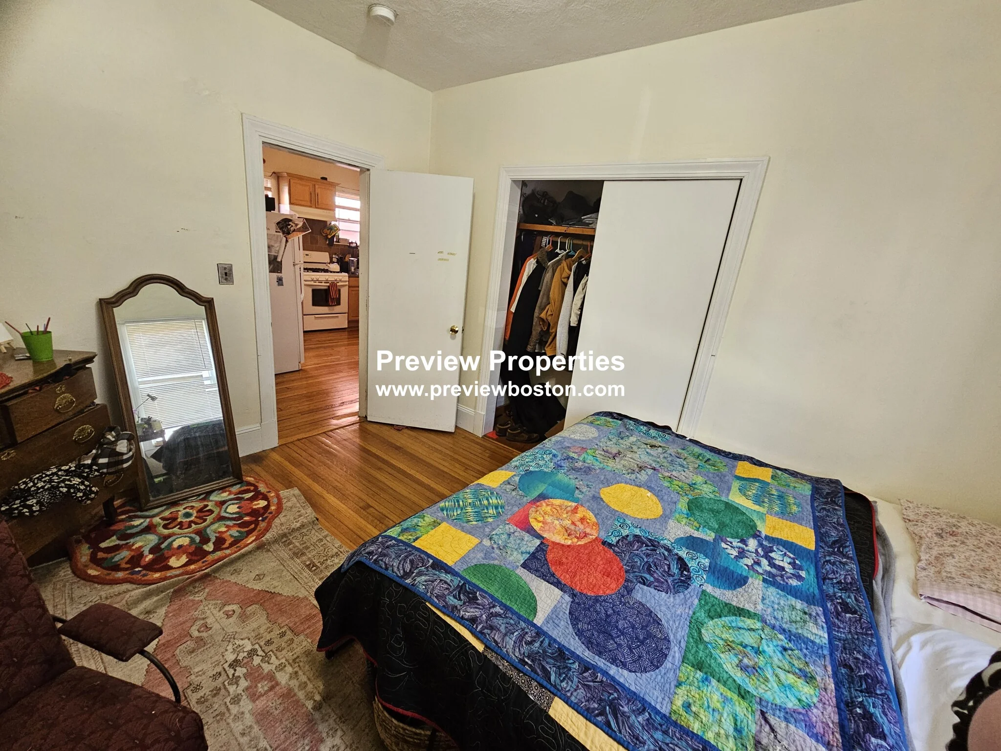 18 Fairbanks St, Oak Square