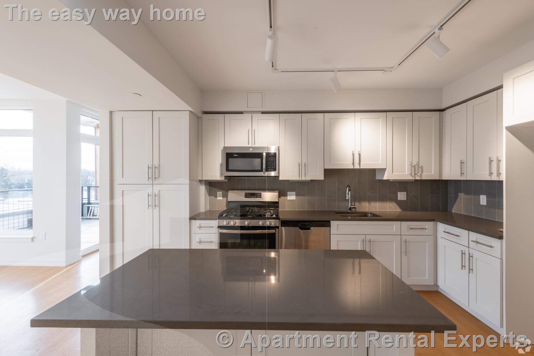 77 New St, Fresh Pond