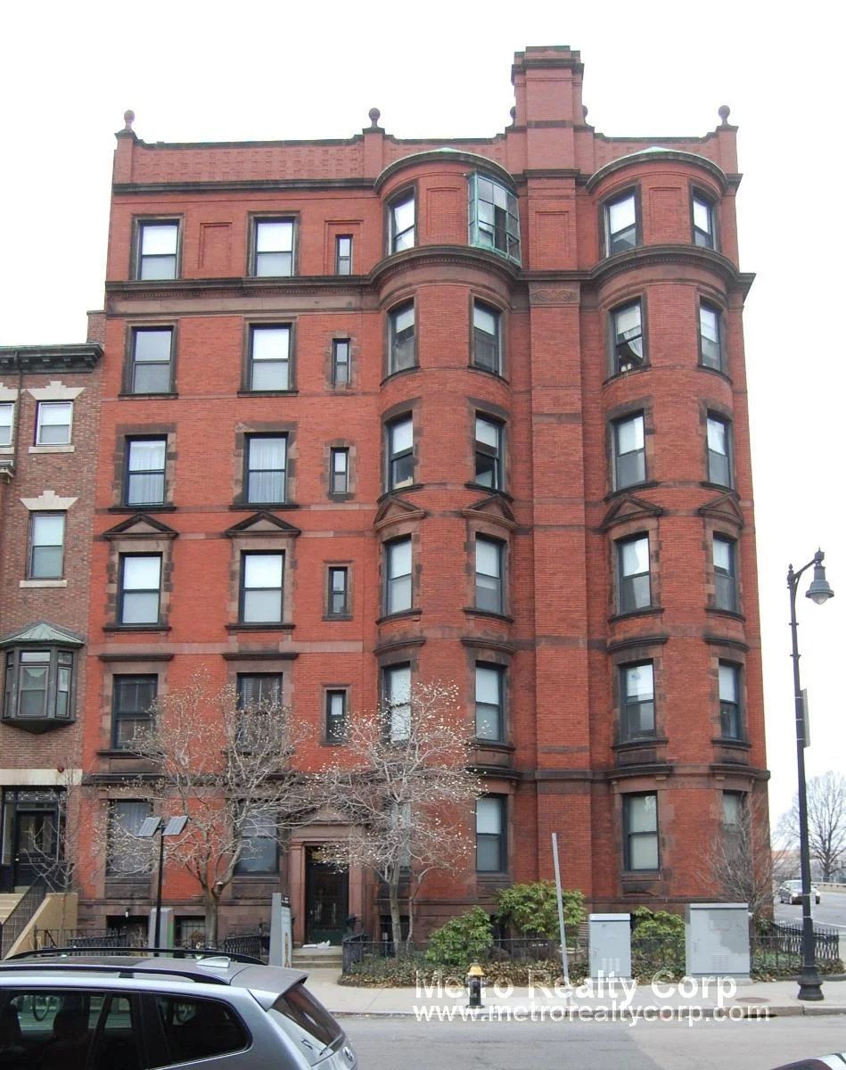 504 Beacon St, Fenway