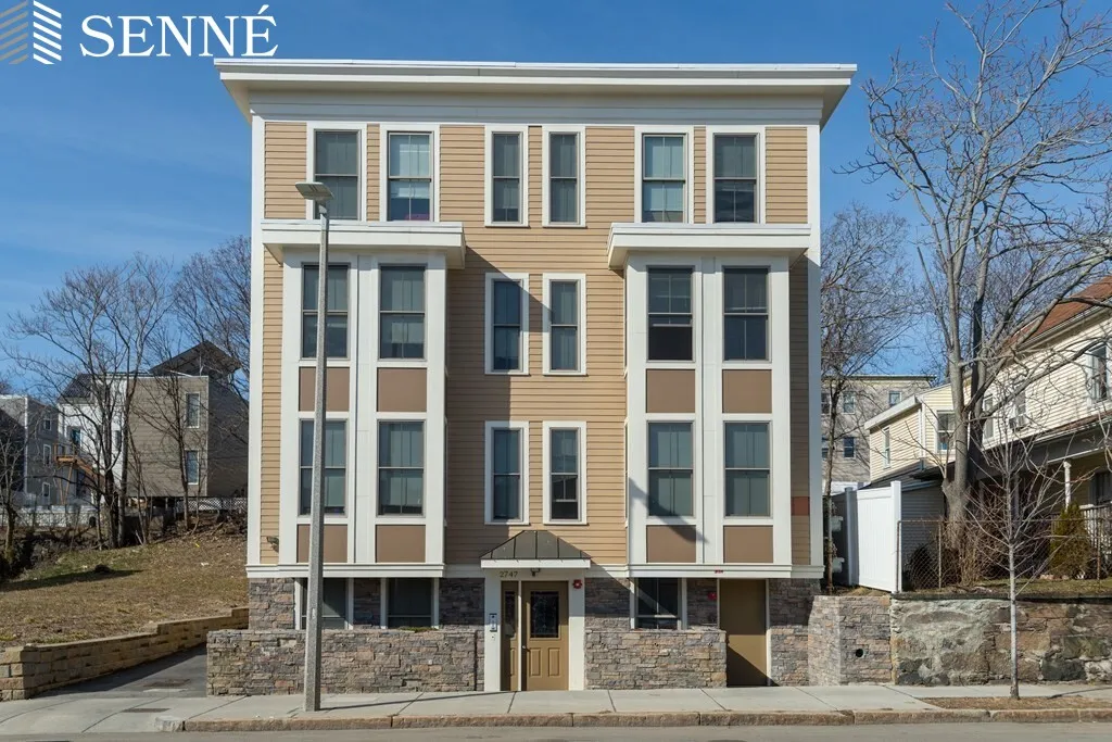 2747 Washington St, East Boston