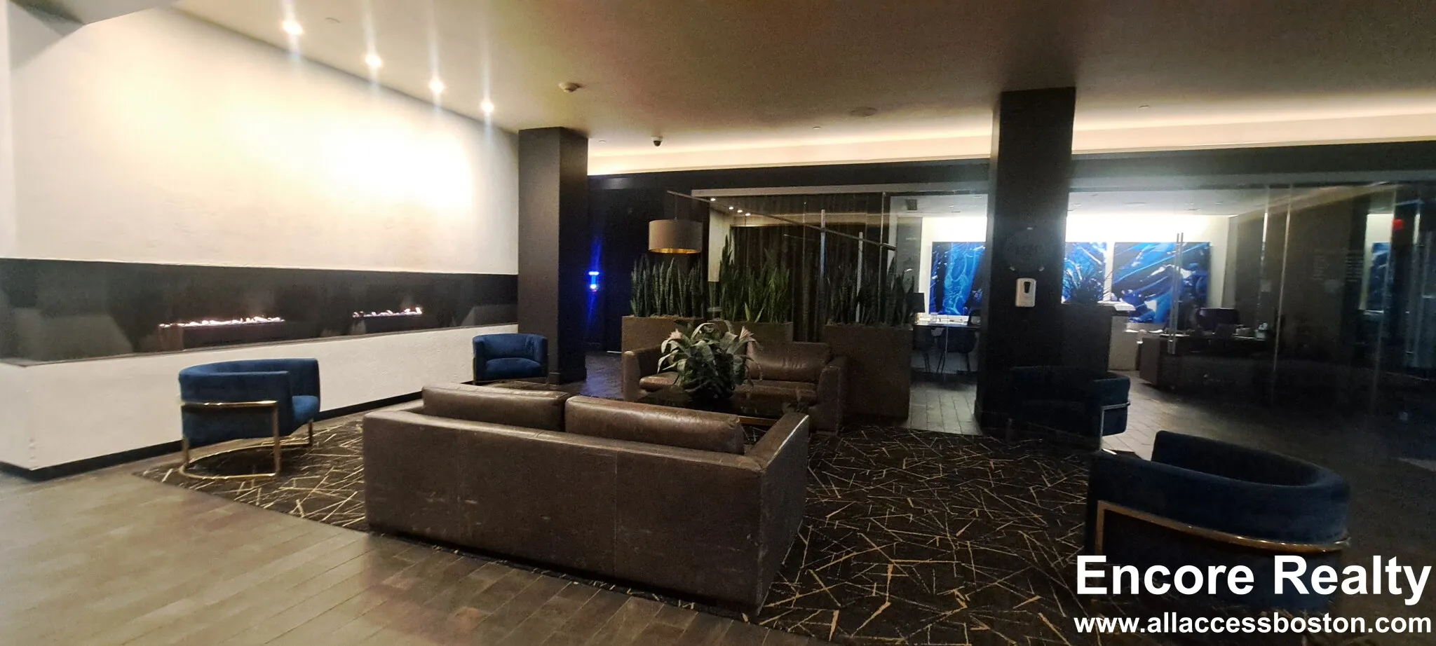 55 Traveler St, South End