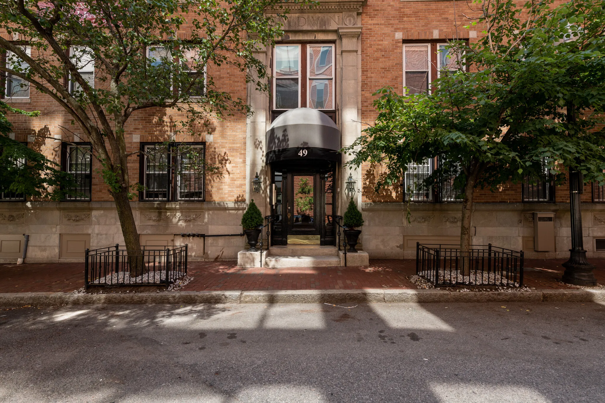49 Worthington St, Mission Hill