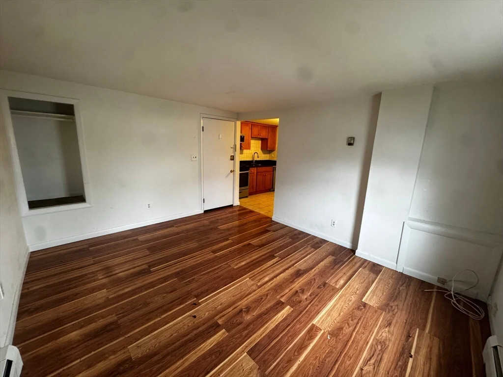 87R Madison St, Malden