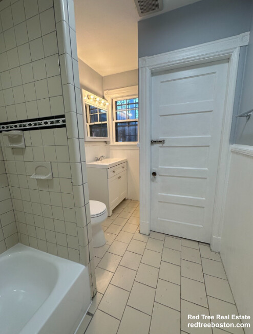 18 Quint Ave, Allston