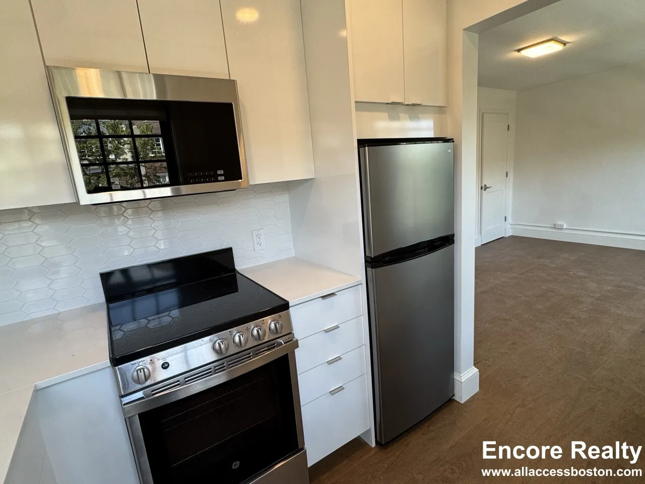 1200 Massachusetts Ave, Riverside