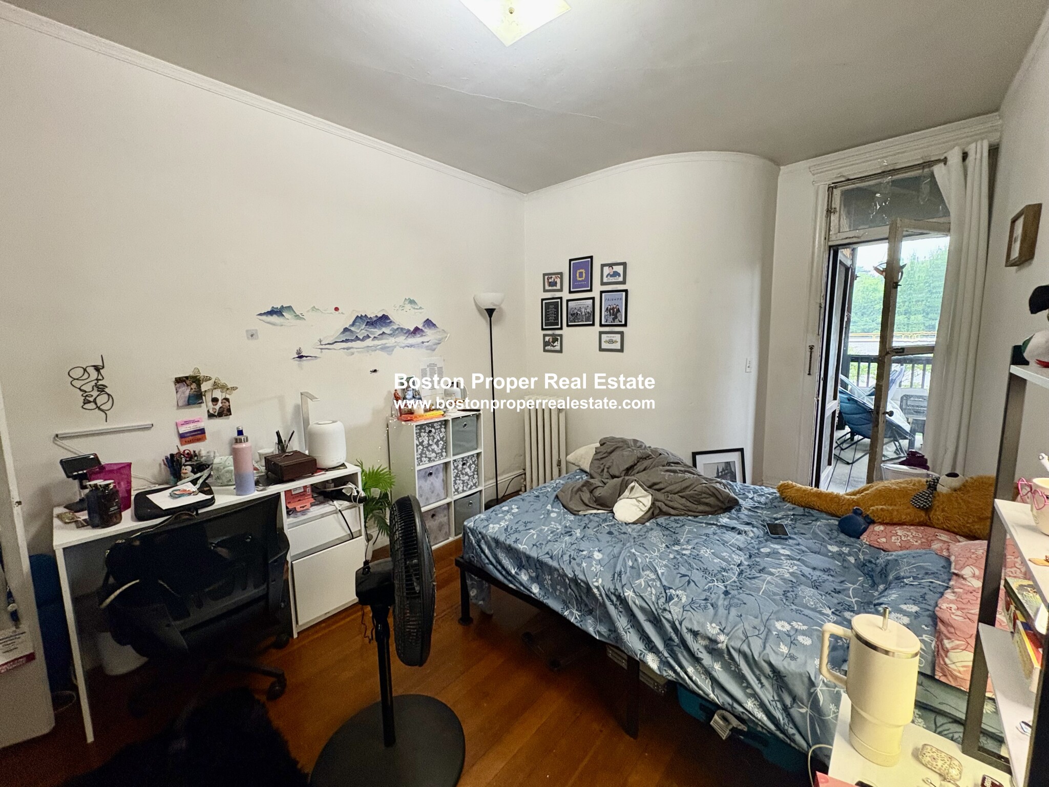 1911 Beacon St, Brookline