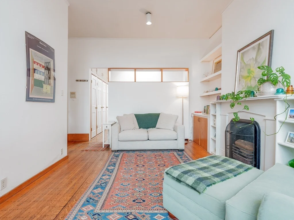 31 Pinckney, Beacon Hill