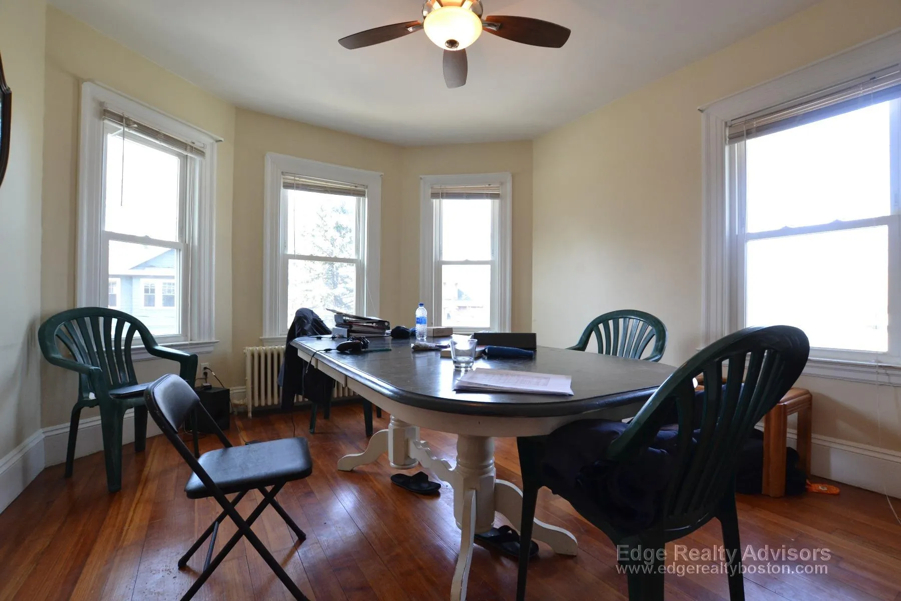 75 Leicester St, Oak Square