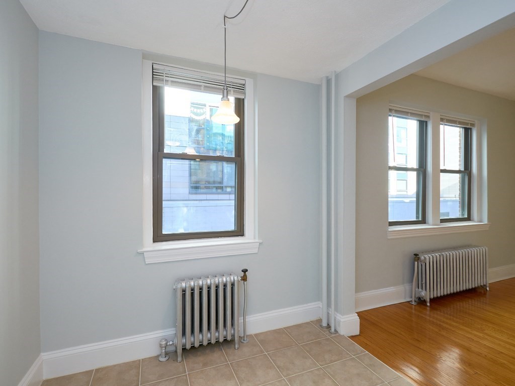 82 Jersey St, Fenway