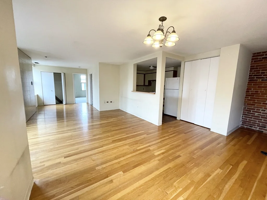 108 Gainsborough, Fenway