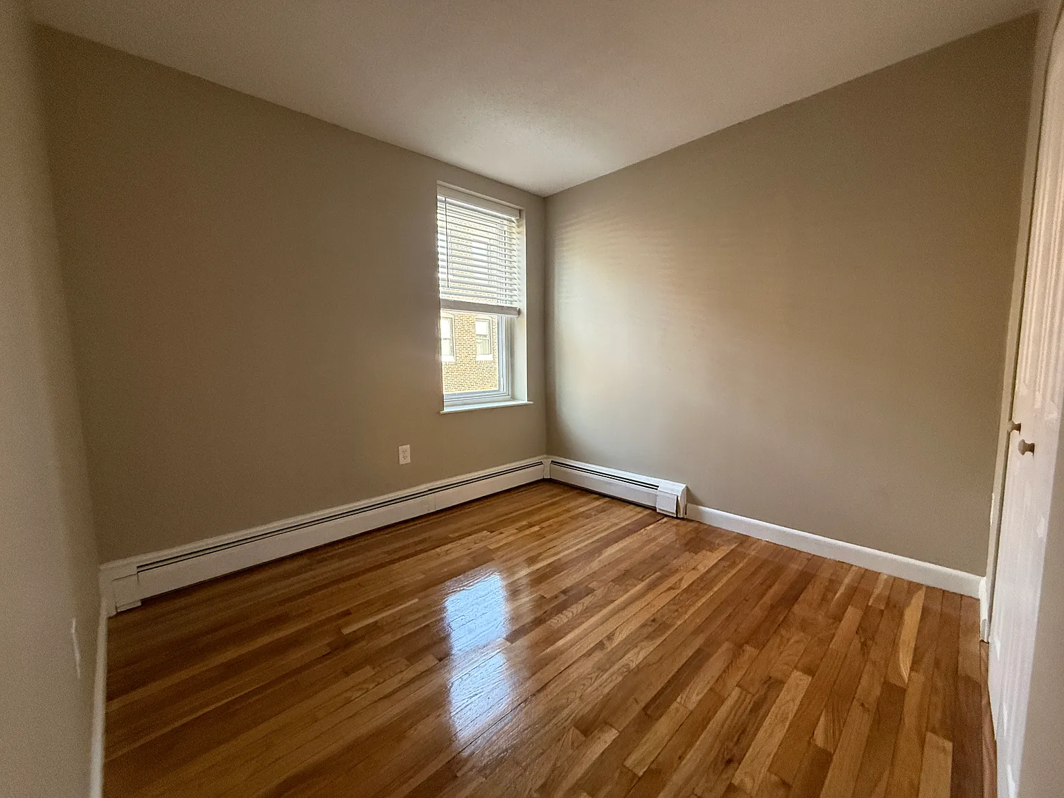 4 Albemarle Ct, Back Bay