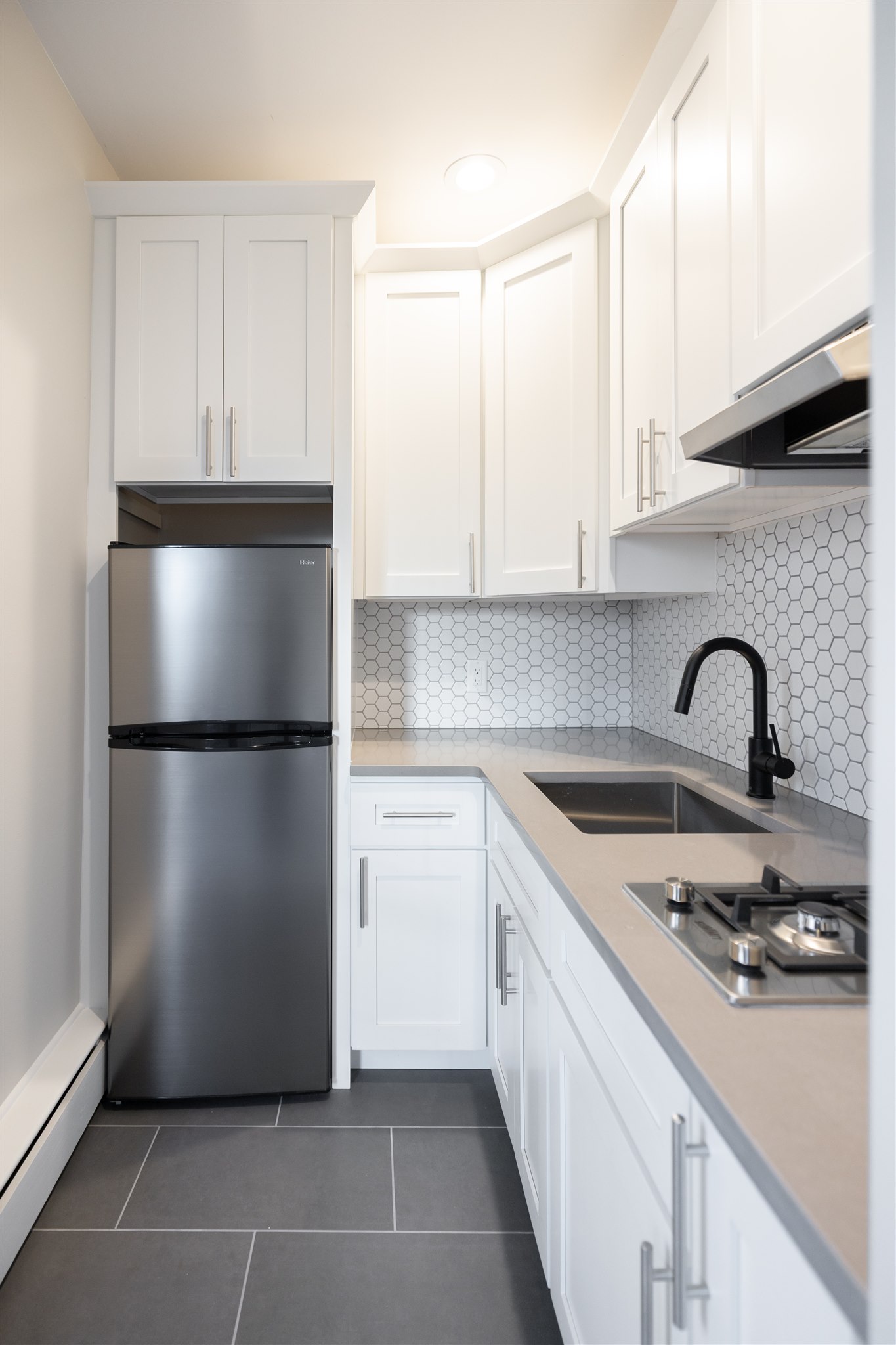 158 Saint Botolph St, Back Bay