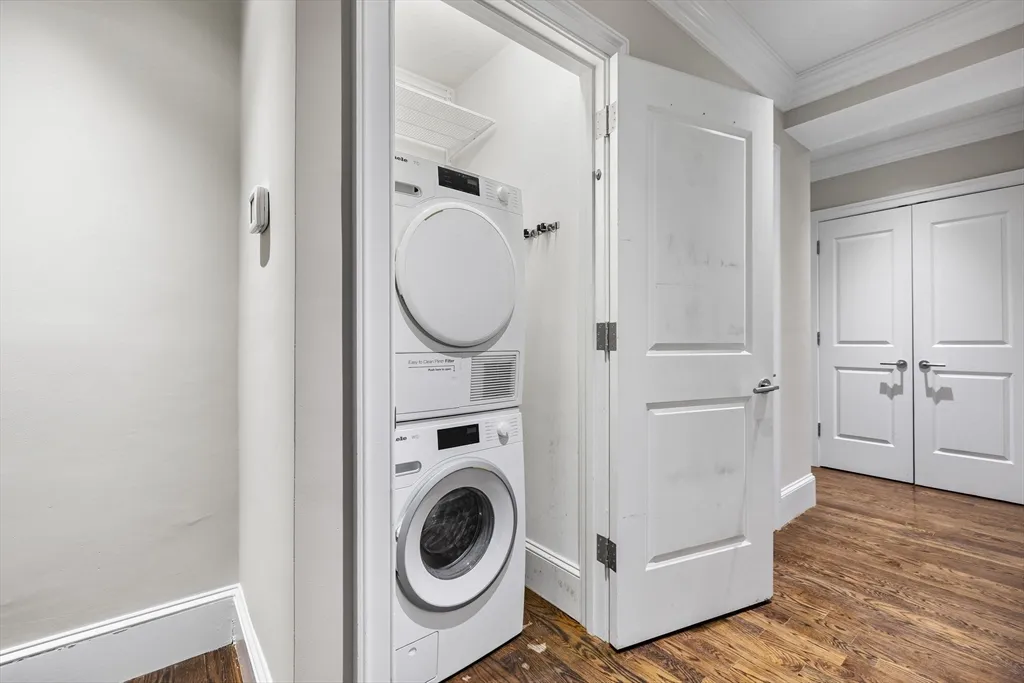 410 Boylston St, Back Bay