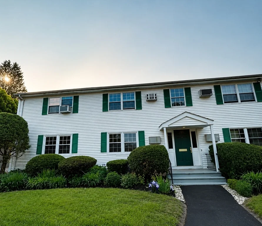6 Wysocki Dr, Dudley