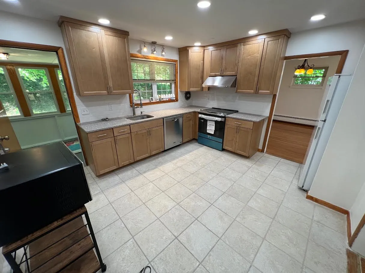 409 Lowell Ave, Newtonville