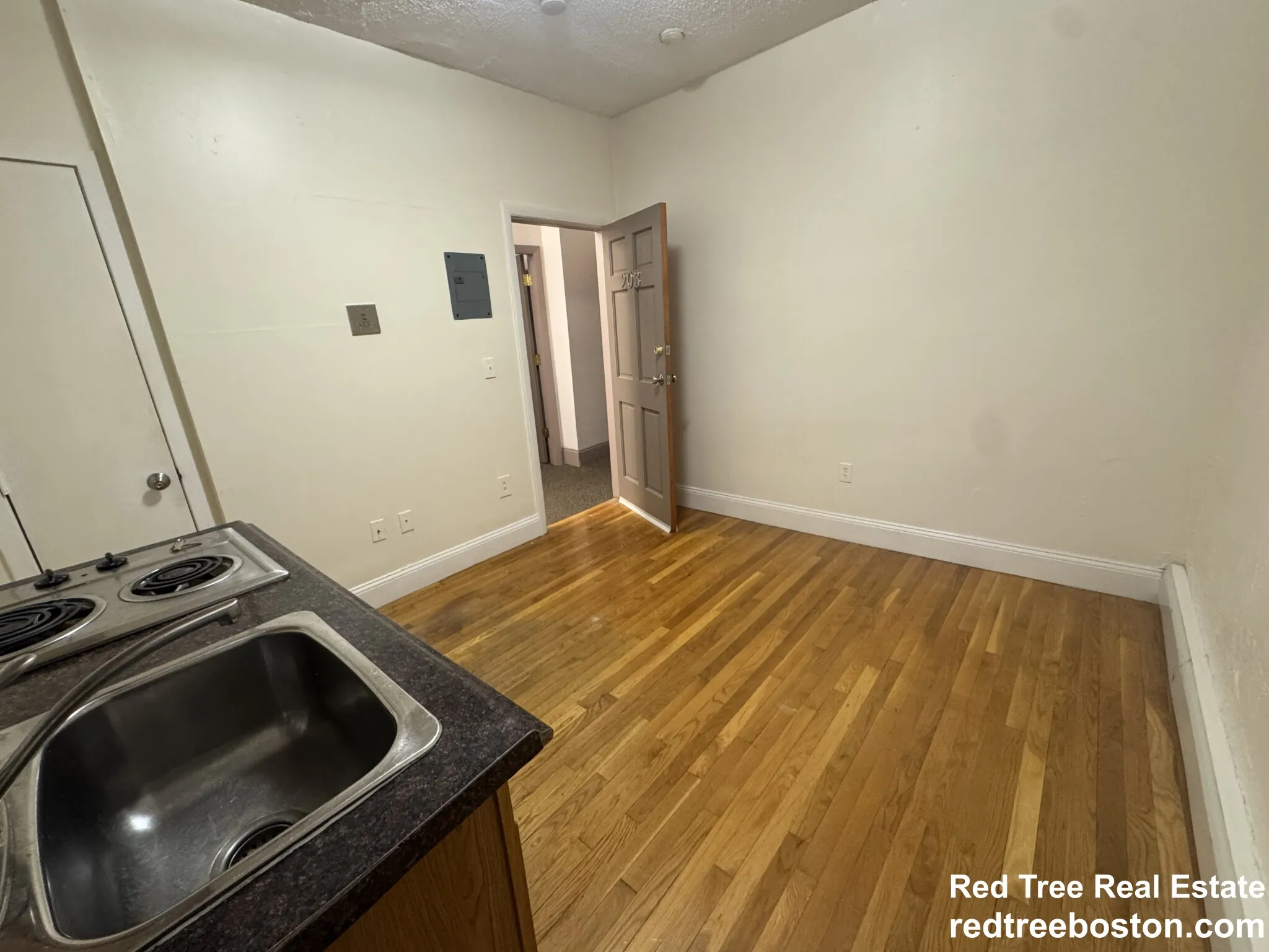 51 Huntington Ave, Back Bay