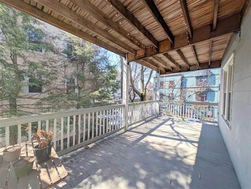 392 Washington St, Ward Two