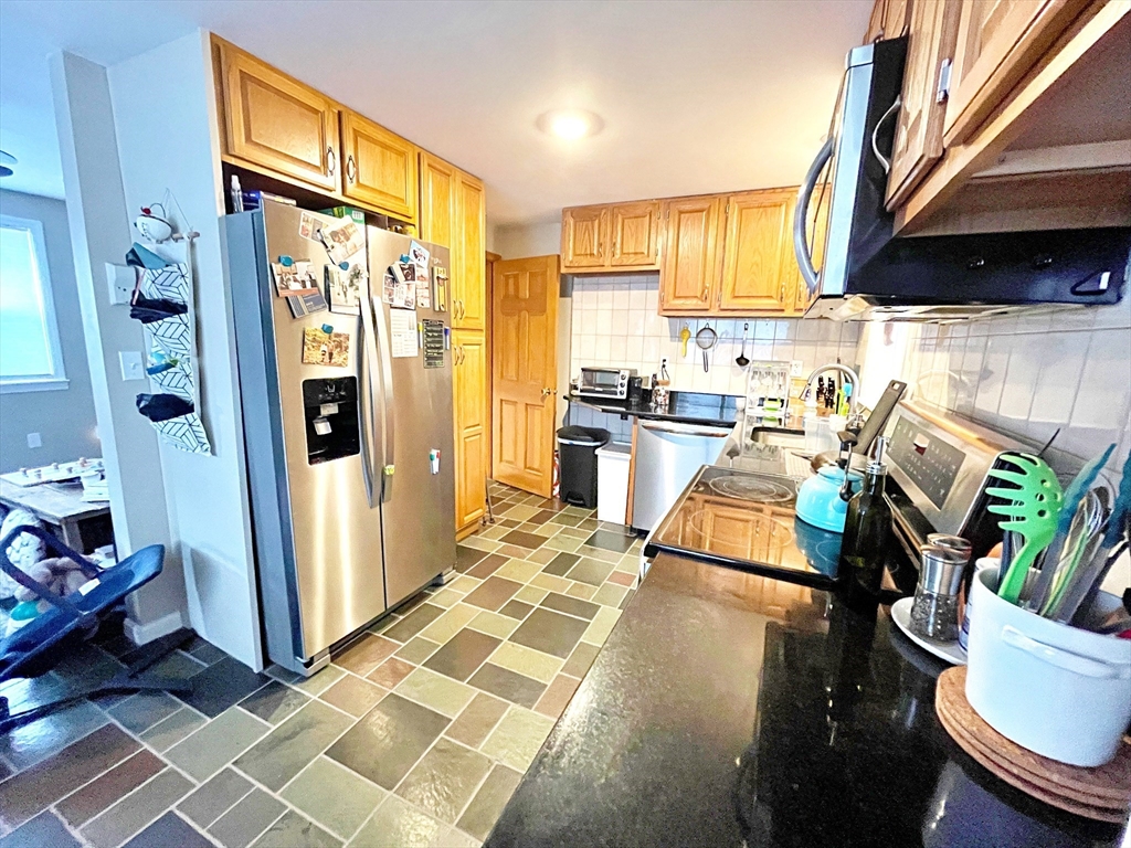 23 Bremen St, East Boston