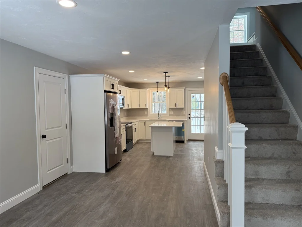 15 Kashmir's Way, Middleboro