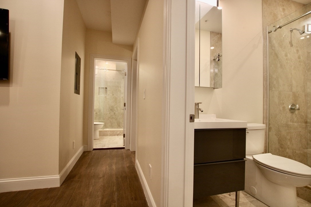 1616 Beacon St, Corey Hill