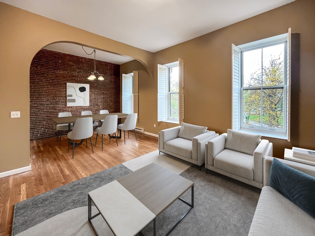 37 W Newton St, South End