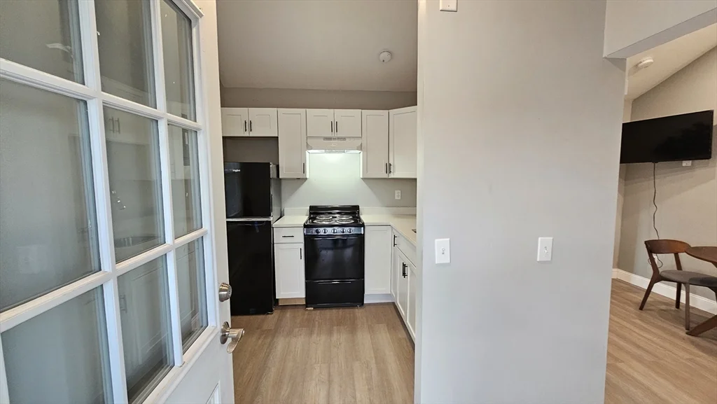 825 Scenic Hwy, Bourne