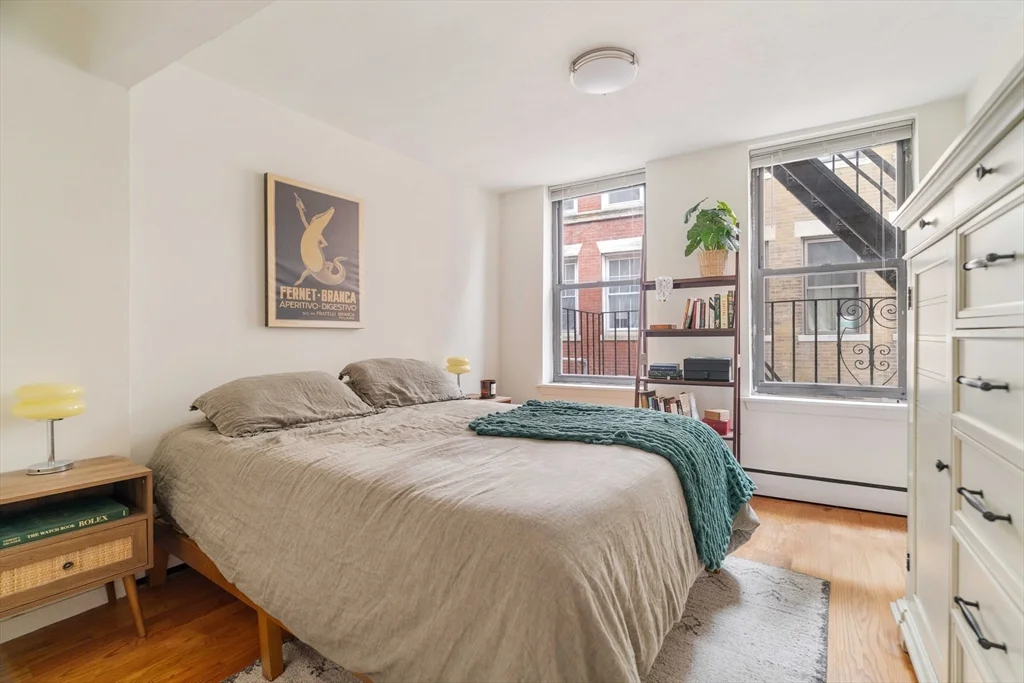 5 N Margin St, North End