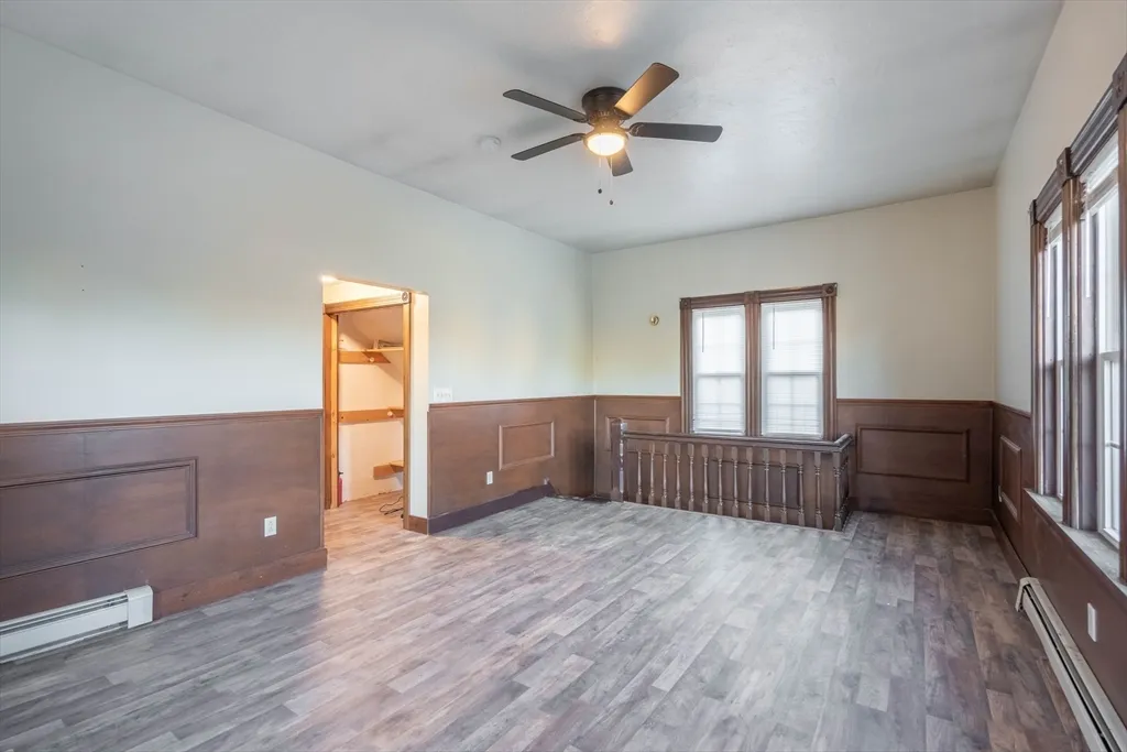 85 East Main St, West Brookfield