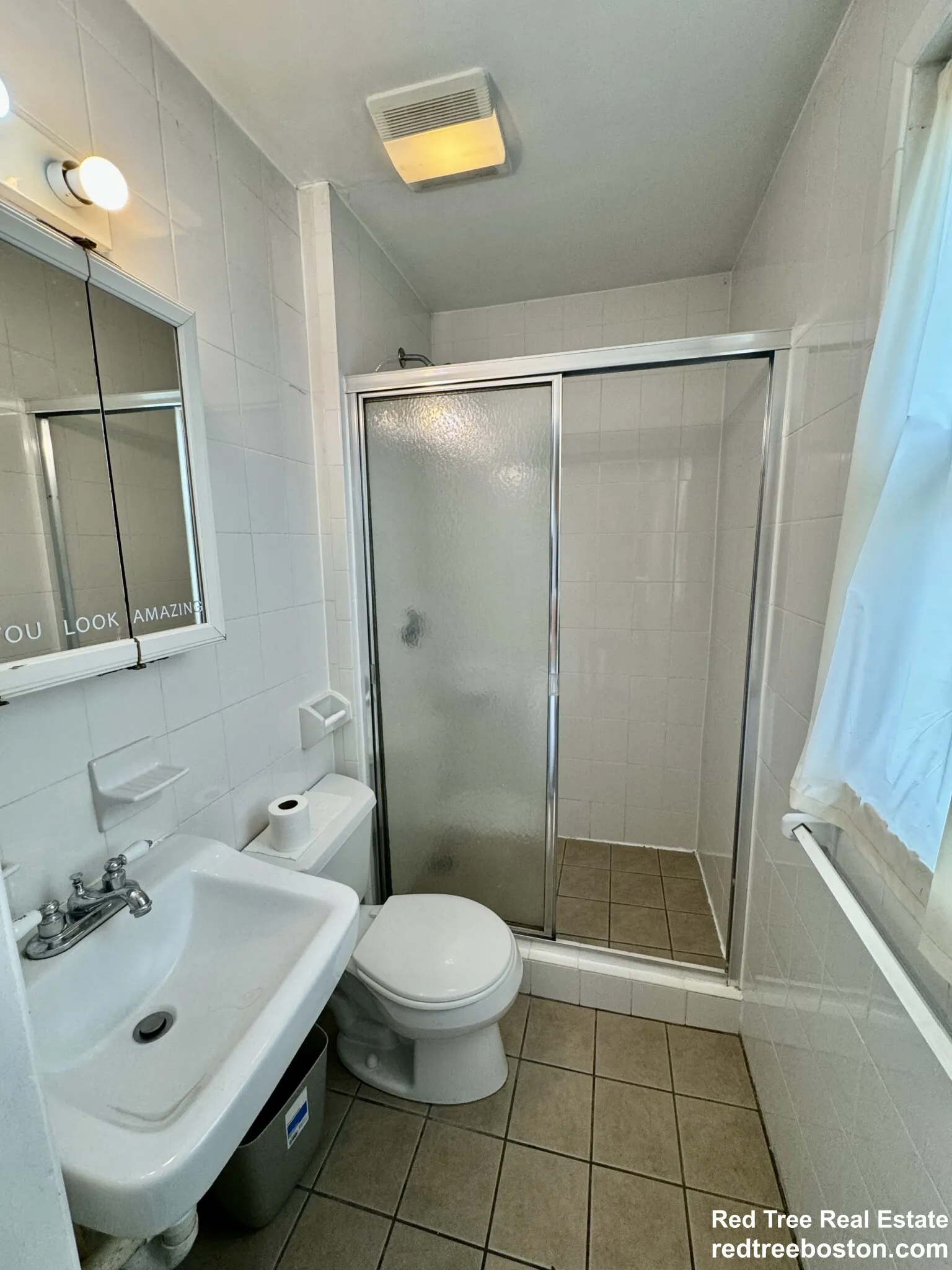 28 Boulevard Ter, Brighton