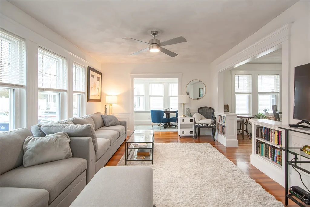 48 Farquhar St, Roslindale