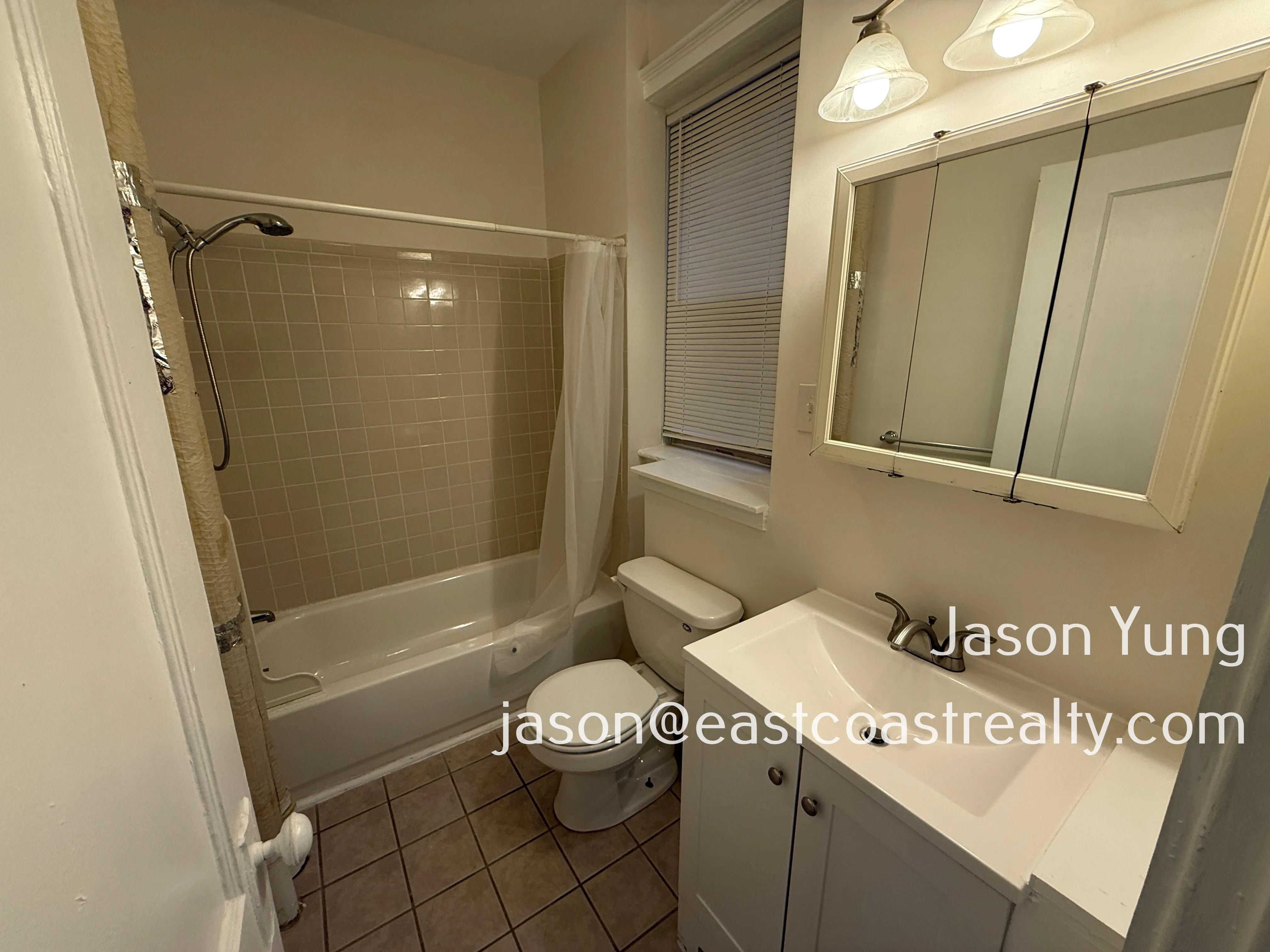 25 Queensberry St, Fenway