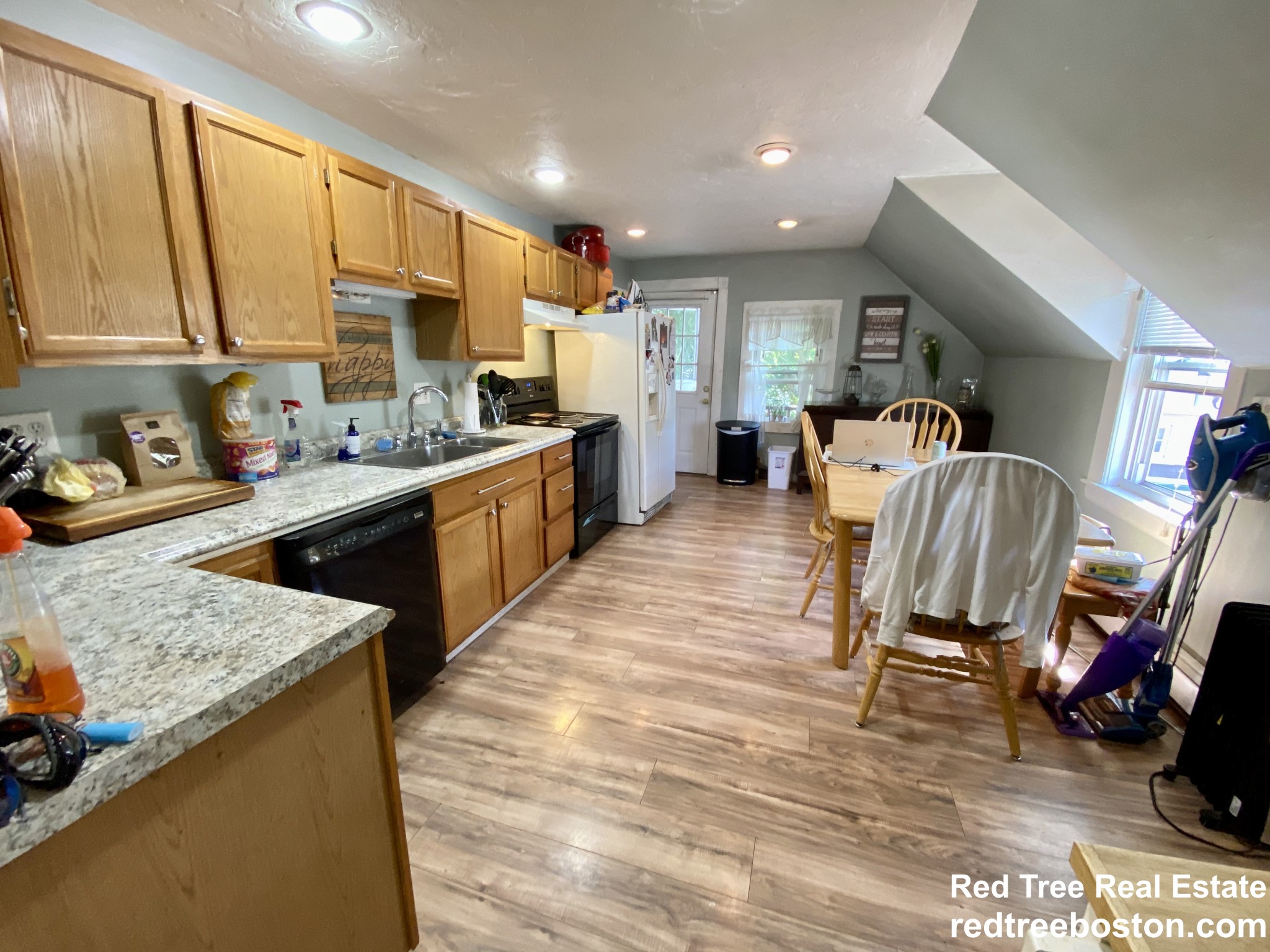 335 Baker St, West Roxbury