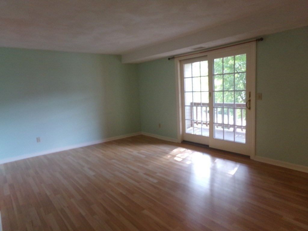 203 Apache Way, Tewksbury