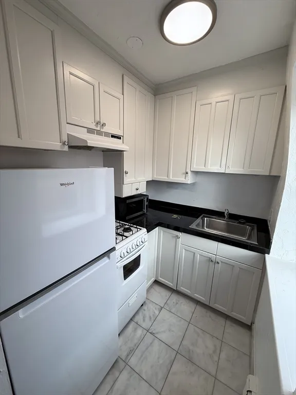 675 East 7th St, South Boston