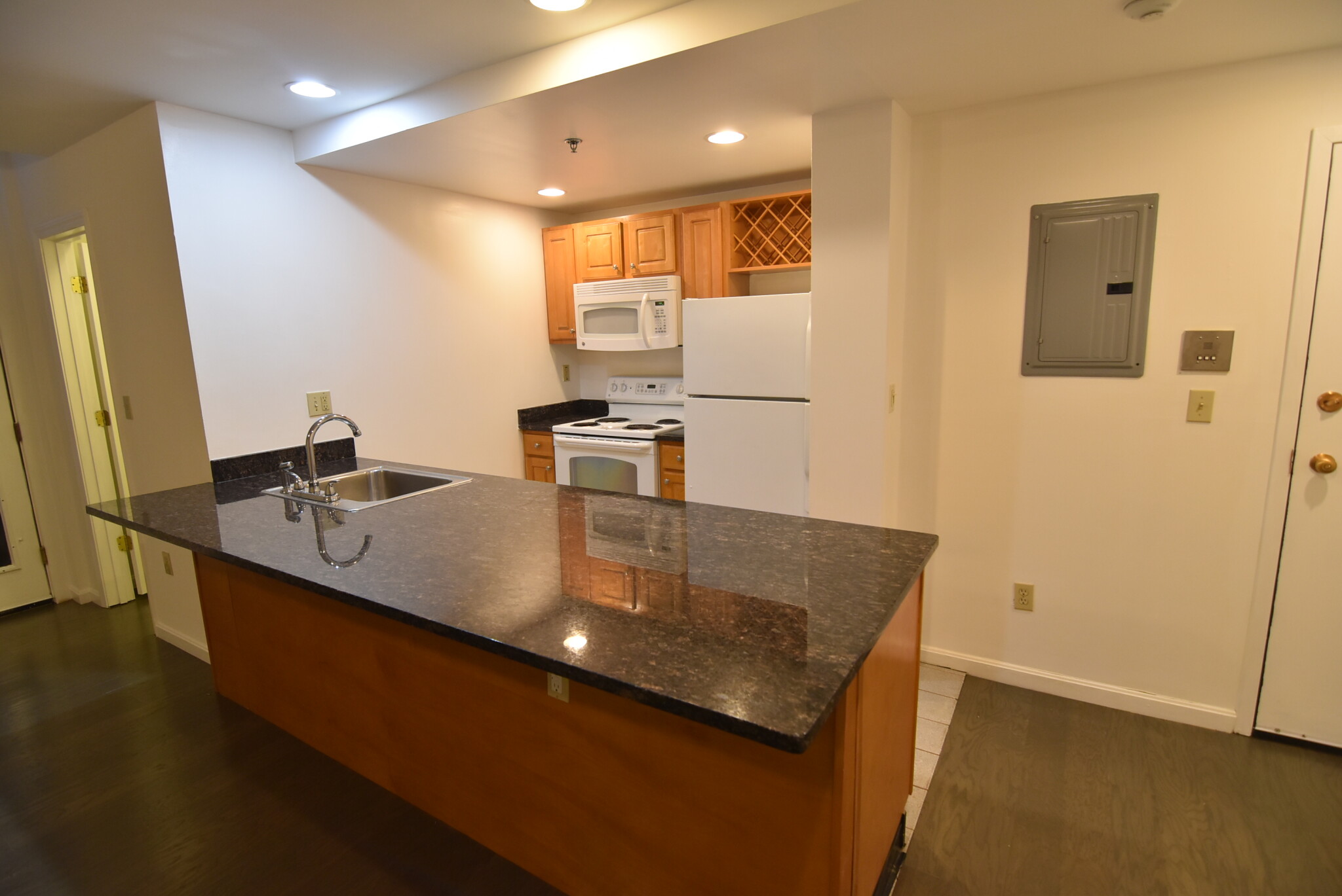 40 Queensberry St, Fenway