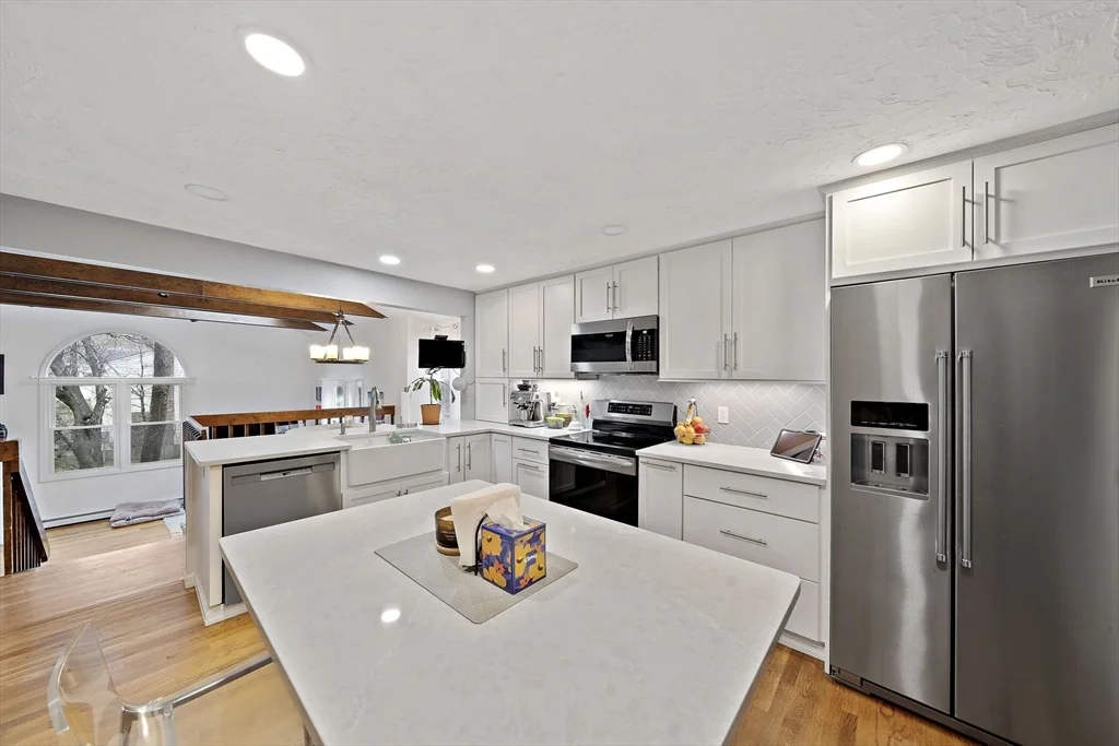 20 Trayer Rd, Canton