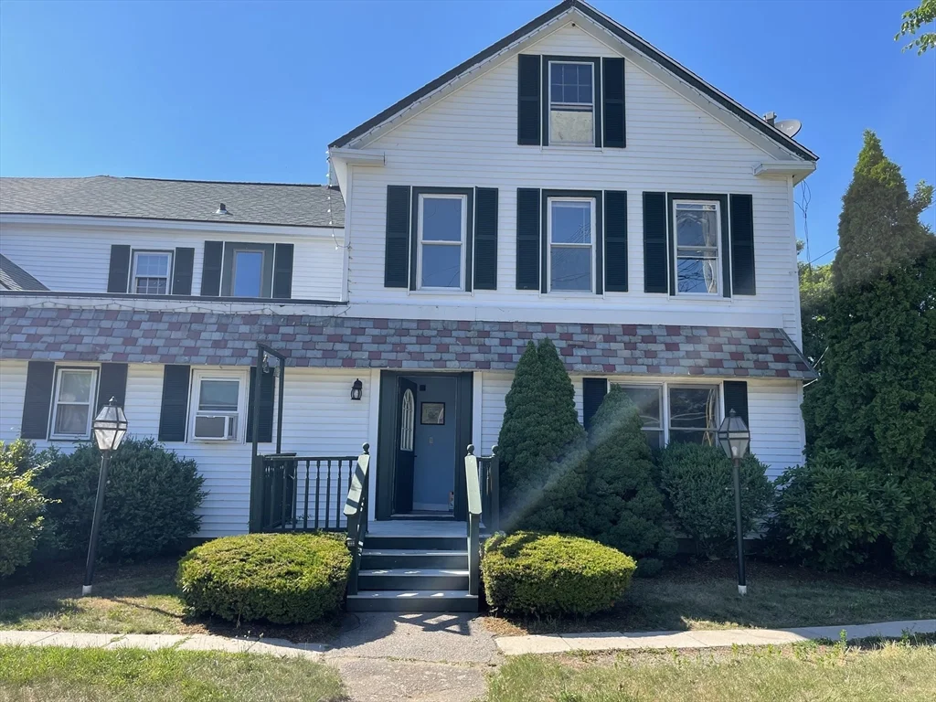 4 West St, Wrentham