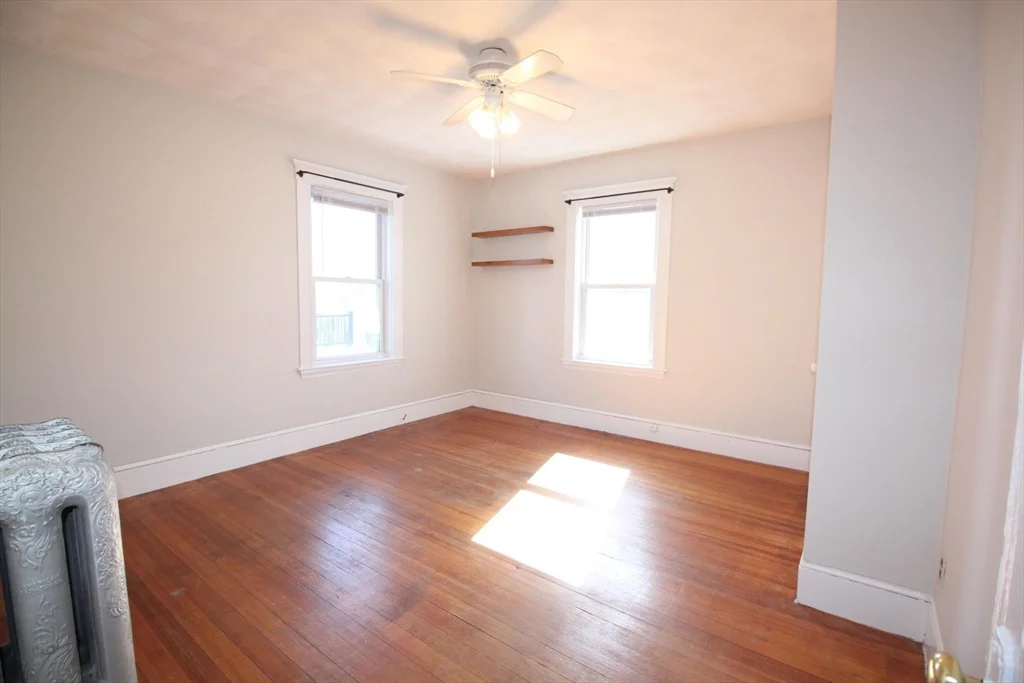 63 Foster St, Arlington
