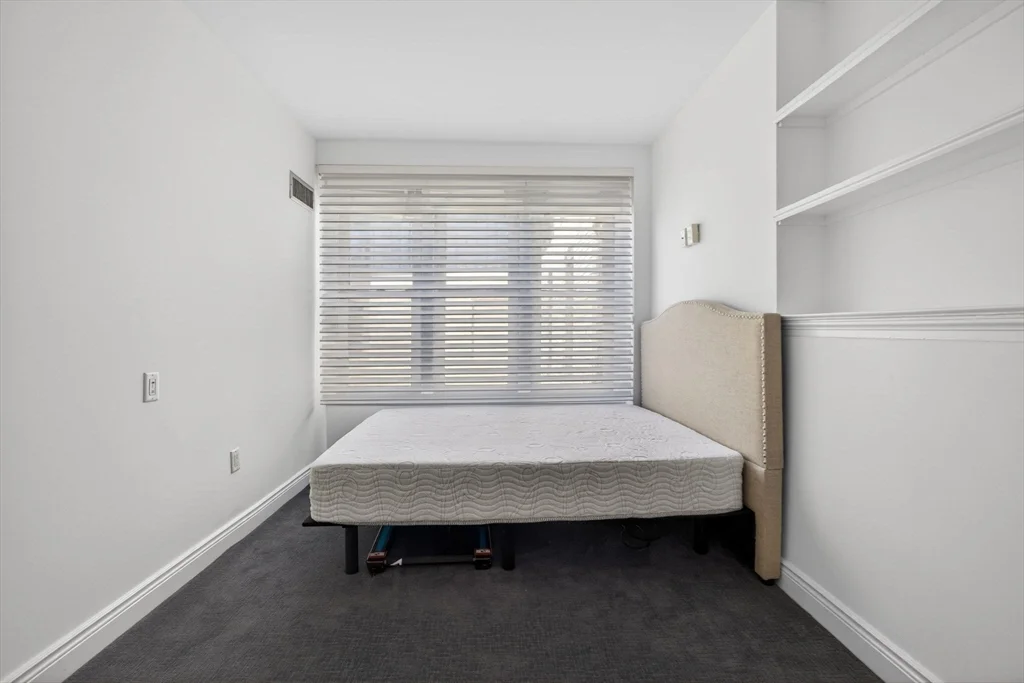 4 Charlesgate E, Back Bay