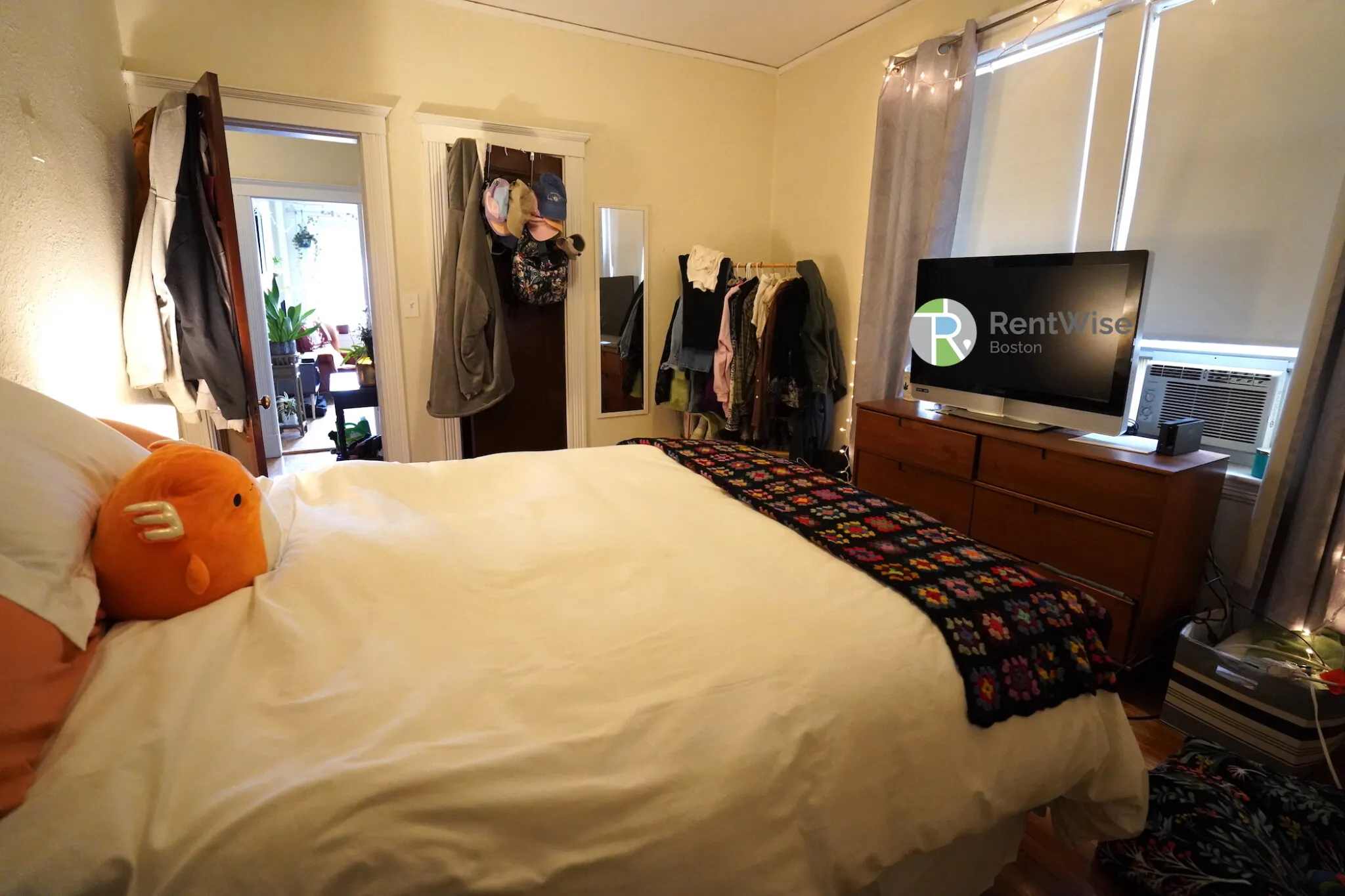 1800 Commonwealth Ave, Brighton