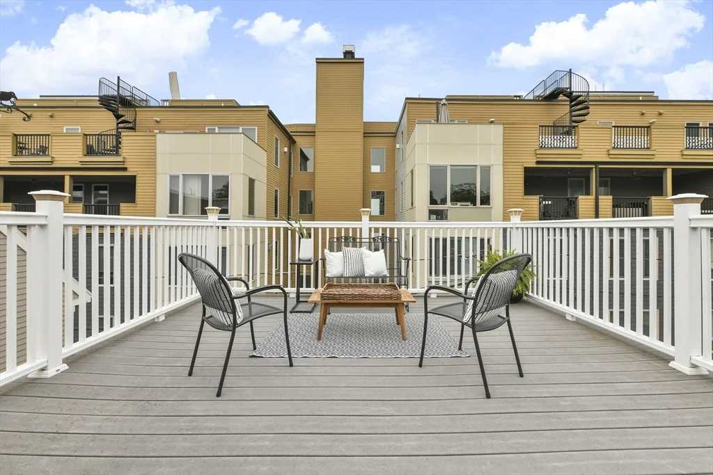 93 Dresser St, South Boston