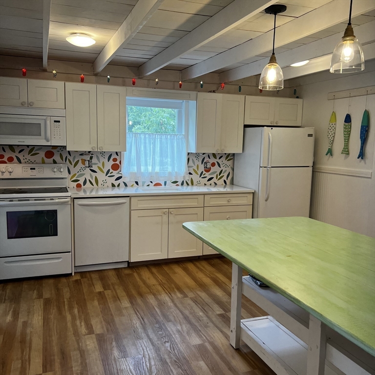 74 Mt Pleasant Av, Gloucester