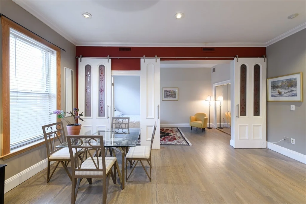 335 Beacon St, Back Bay