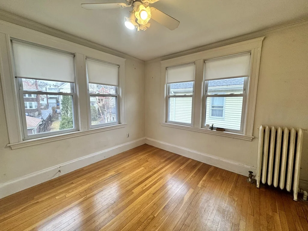 35 Flett Rd, Belmont