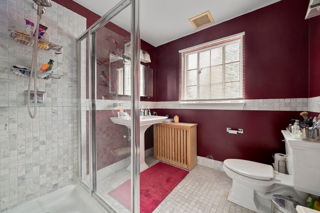 56 W Boulevard Rd, Newton Center