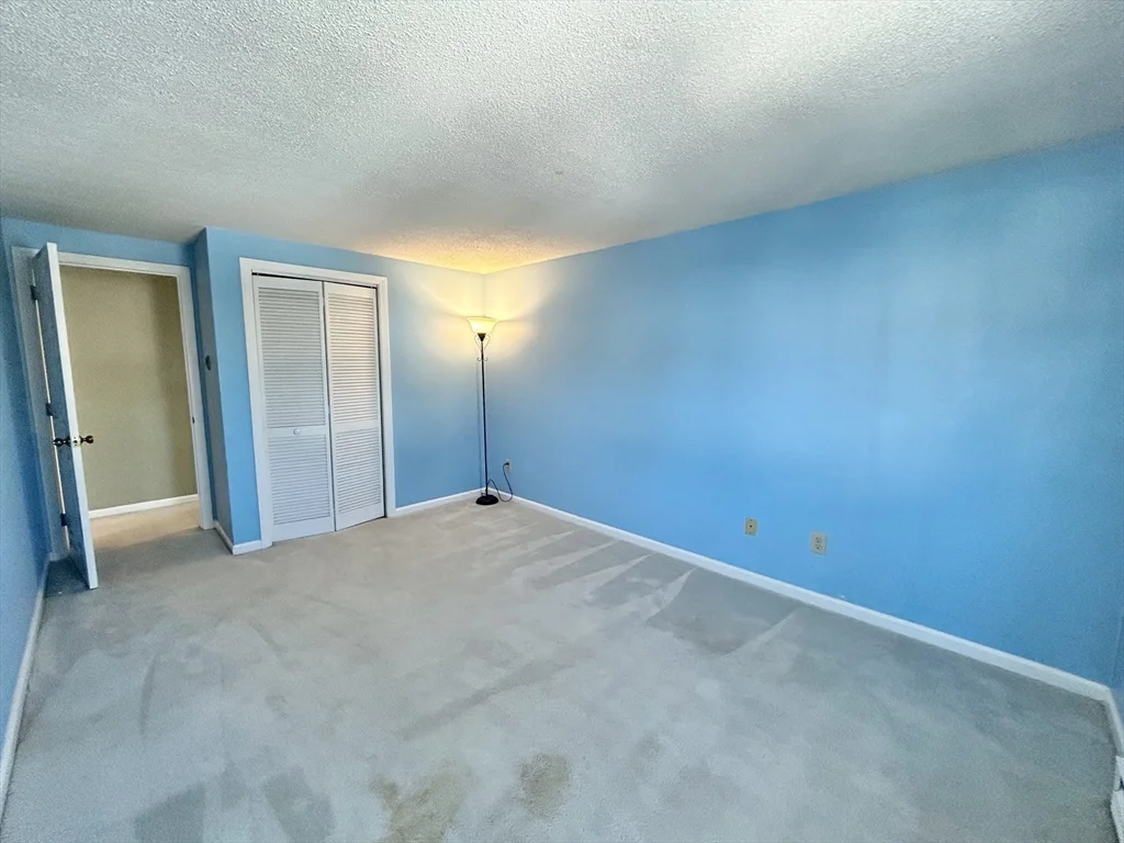 186 Heritage Dr, Northbridge